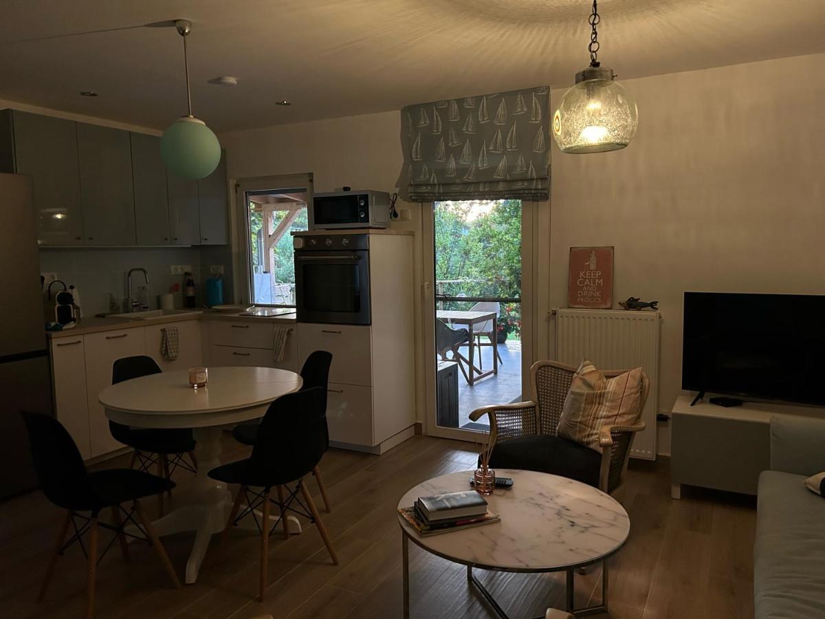 Villa Kisvirag Vendeghaz Balatonvilágos Exterior foto